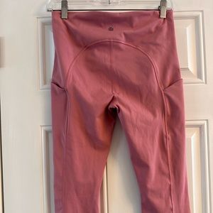 Athleta ultimate stash pocket capris